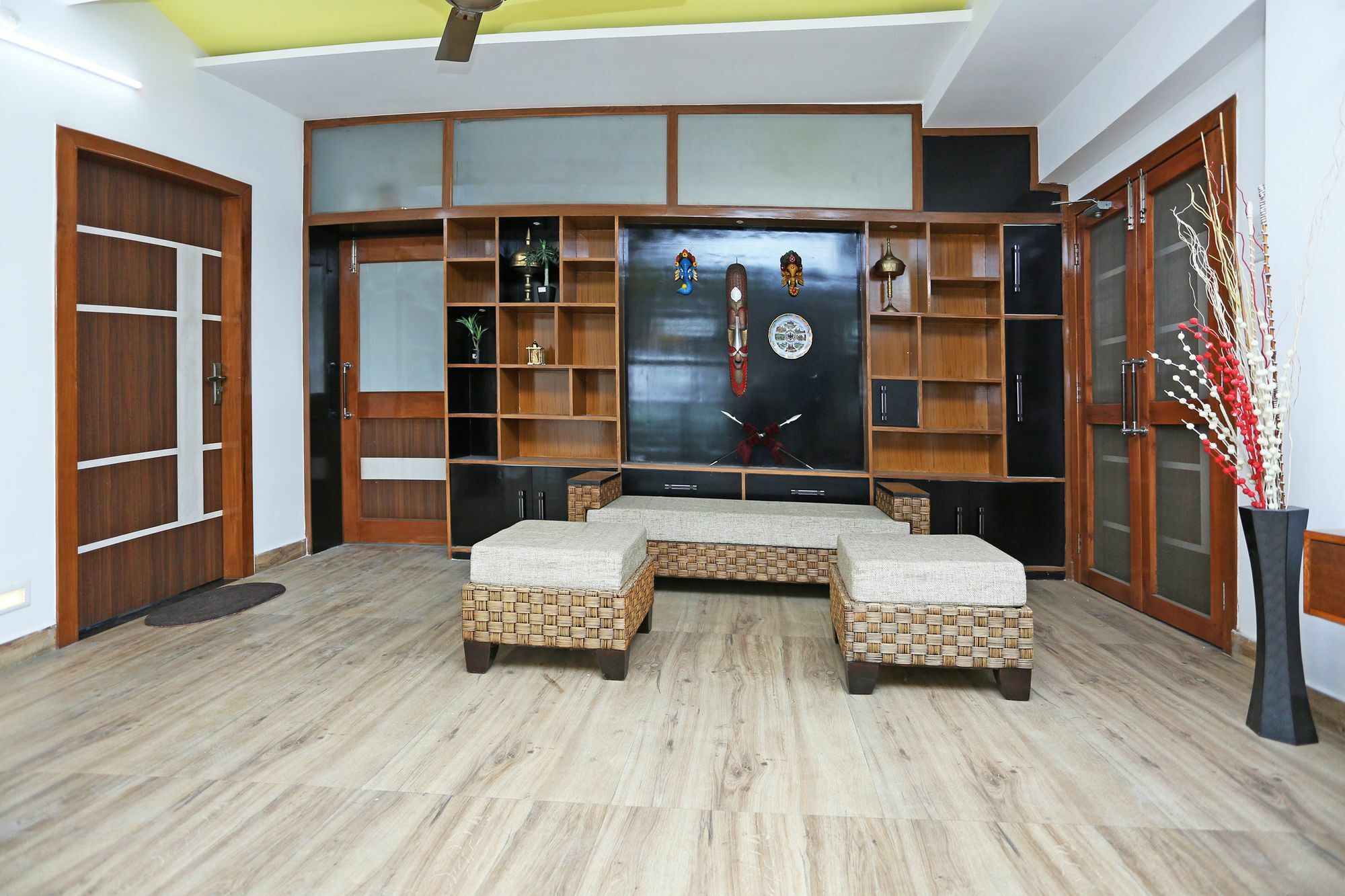 Treebo Umal Homestay Ganeshguri Guwahati Bagian luar foto