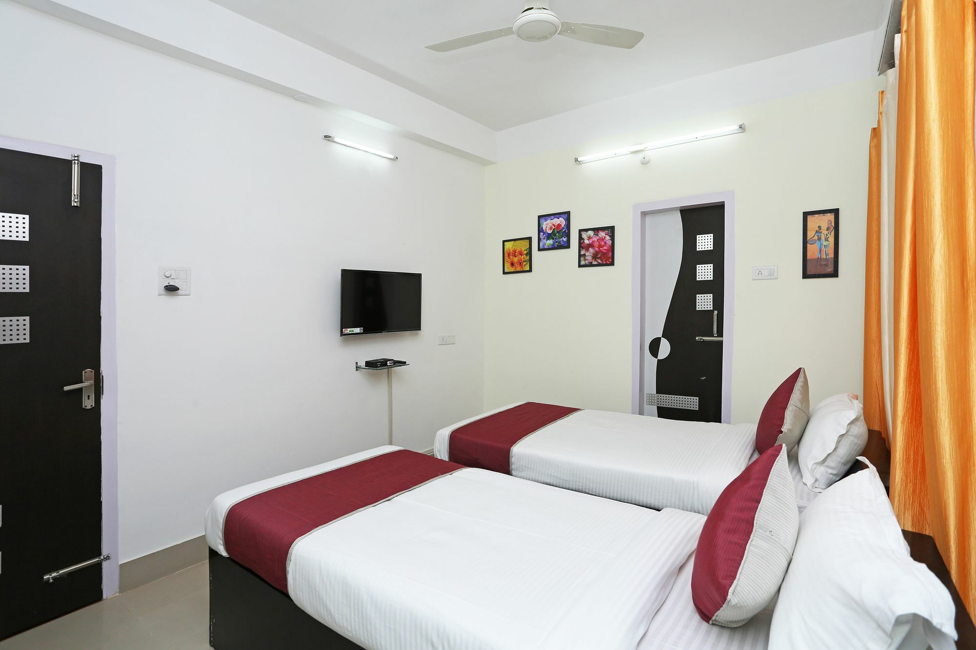Treebo Umal Homestay Ganeshguri Guwahati Bagian luar foto